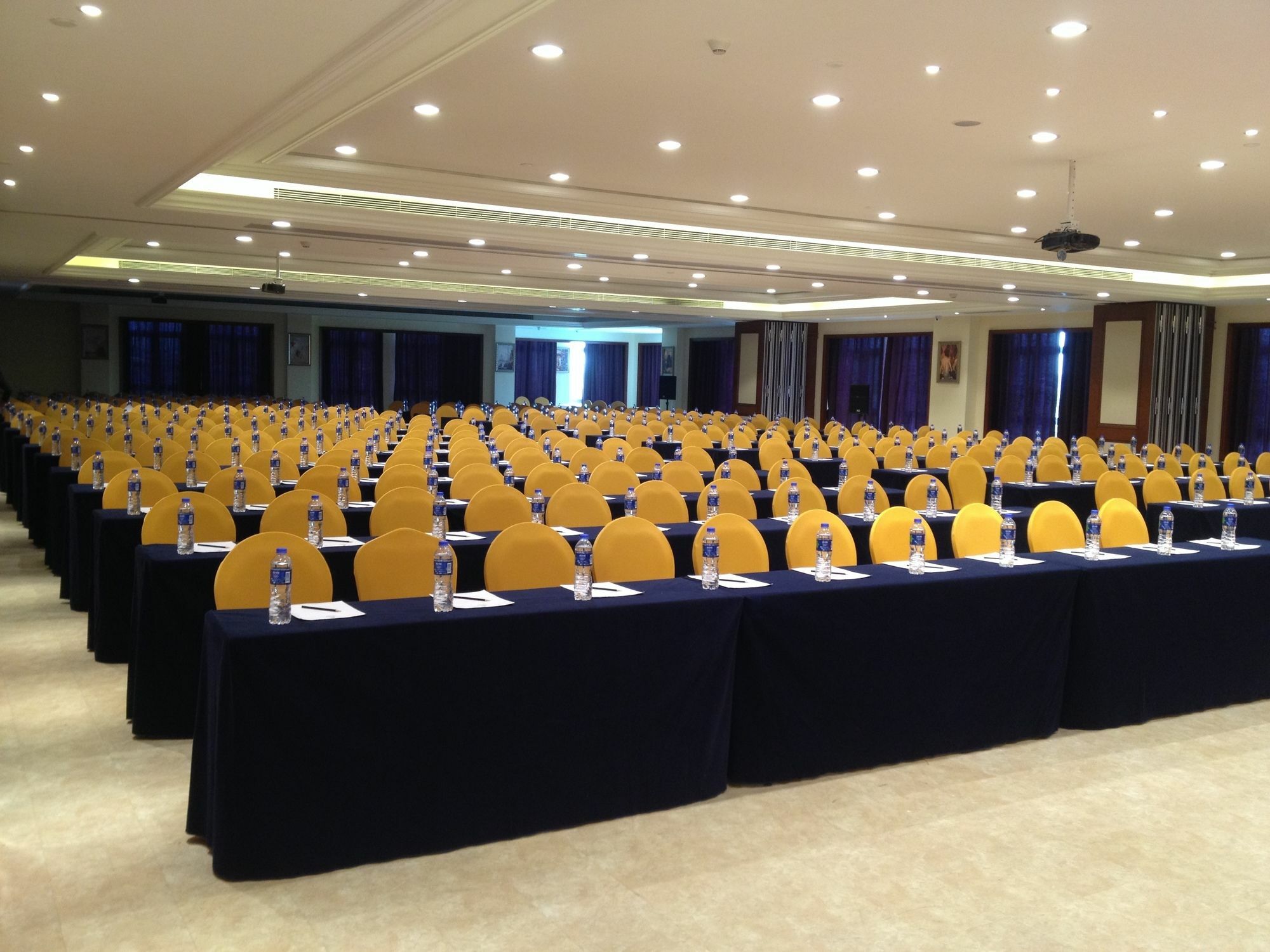 National Arts Resort Hotel Foshan Extérieur photo