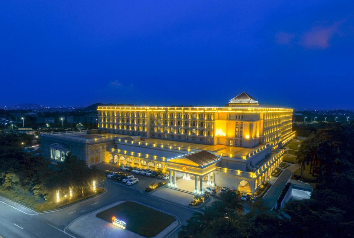 National Arts Resort Hotel Foshan Extérieur photo